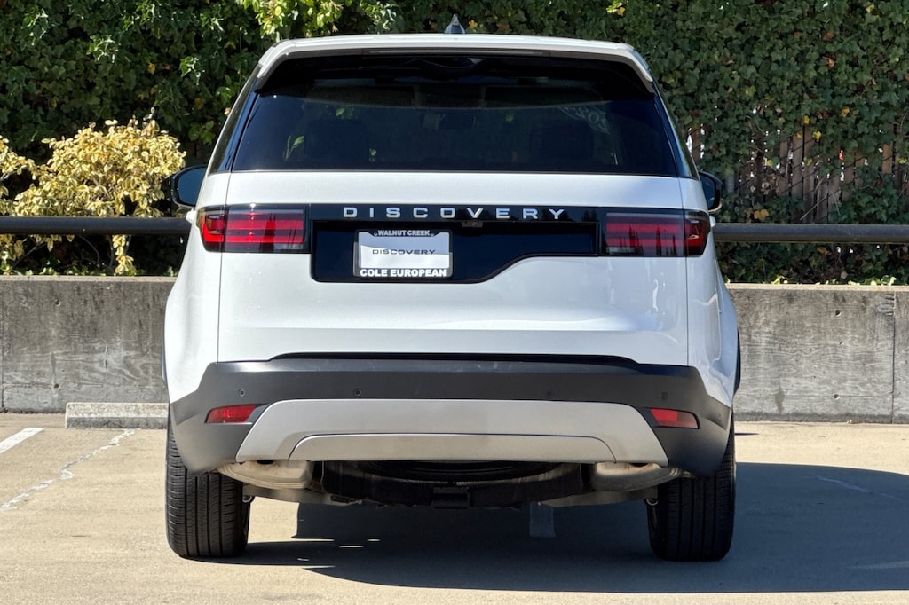 Used 2024 Land Rover Discovery S SUV
