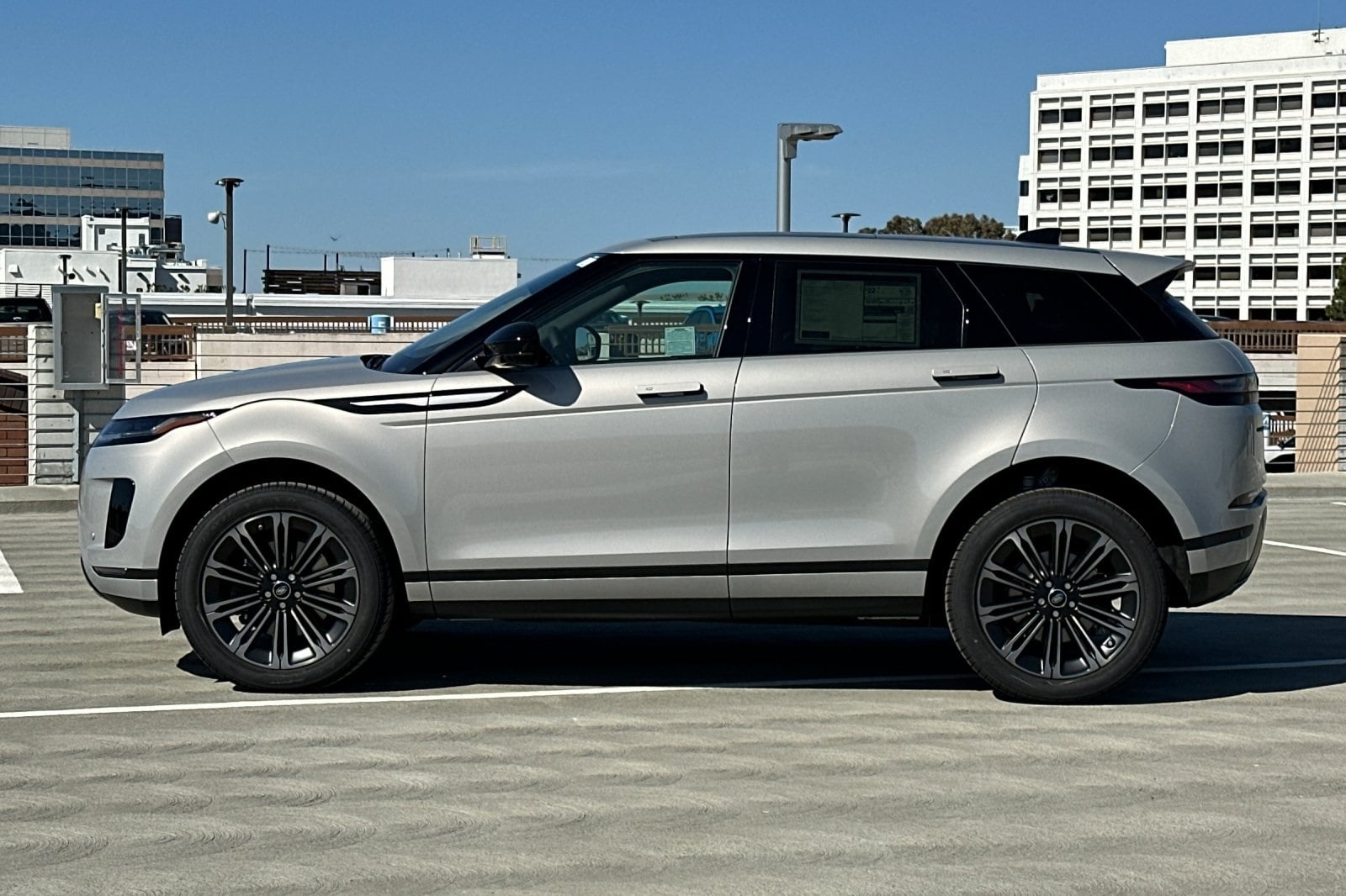 2026 Land Rover Range Rover Evoque S photo 2