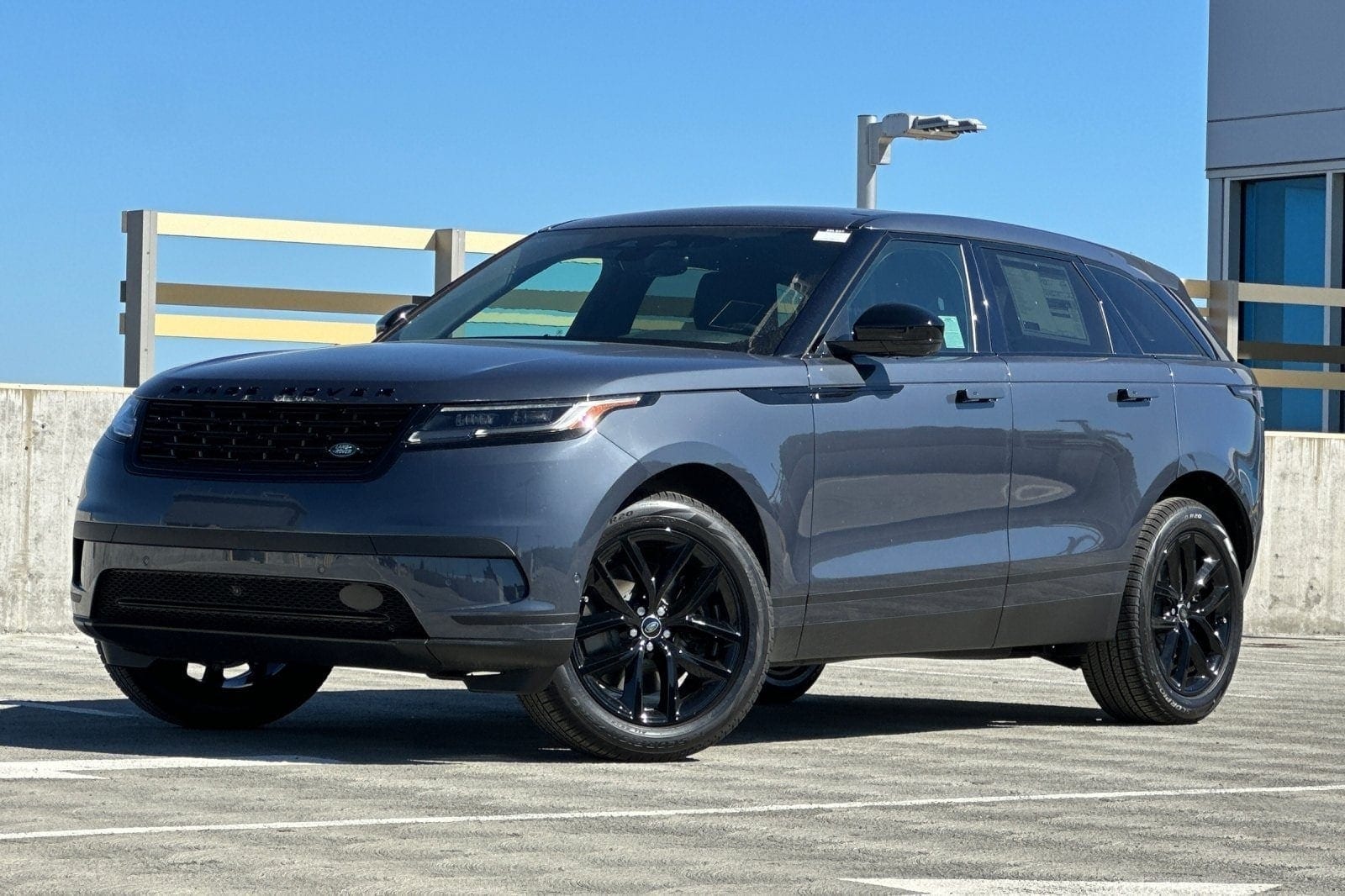 2026 Land Rover Range Rover Velar S's photo
