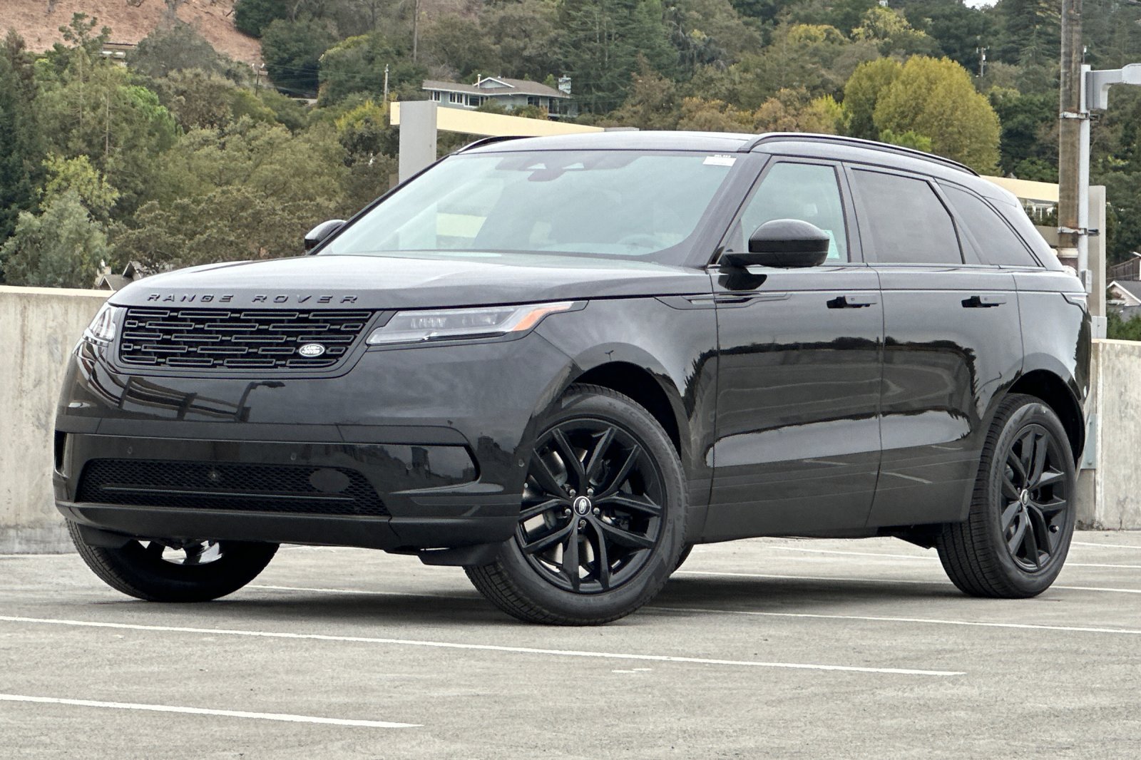 2026 Land Rover Range Rover Velar