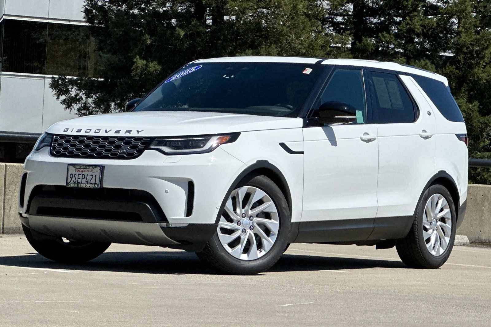 2025 Land Rover Discovery P300 S's photo
