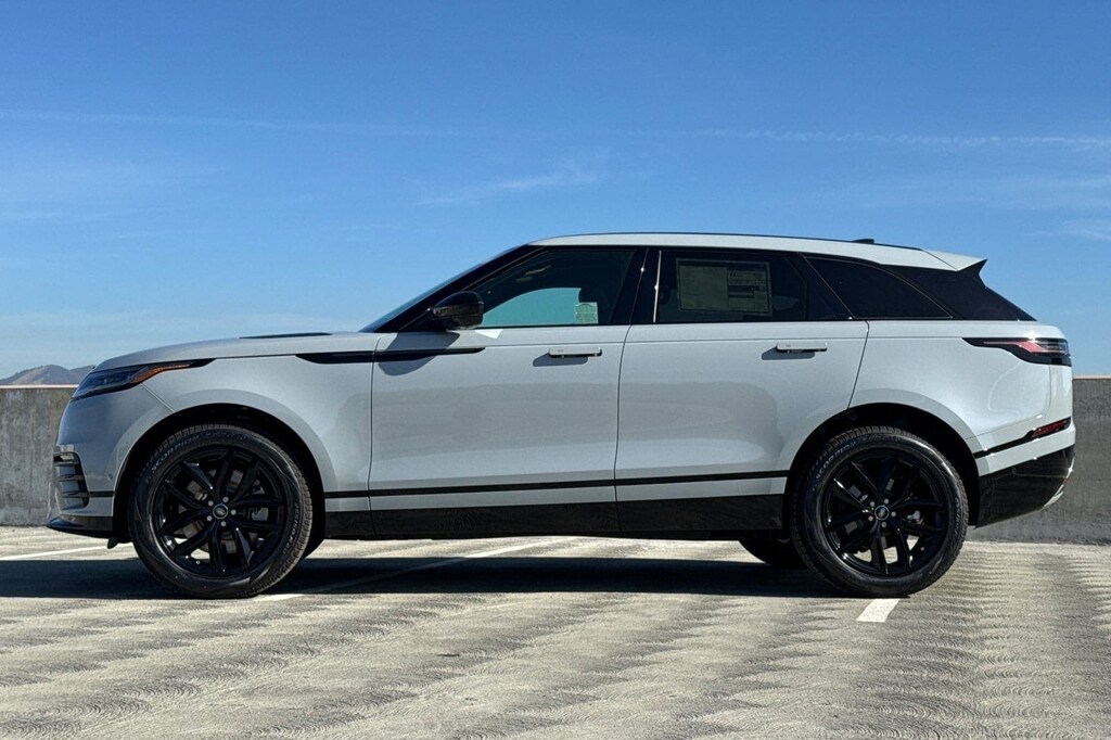 New 2026 Land Rover Range Rover Velar Dynamic SE SUV