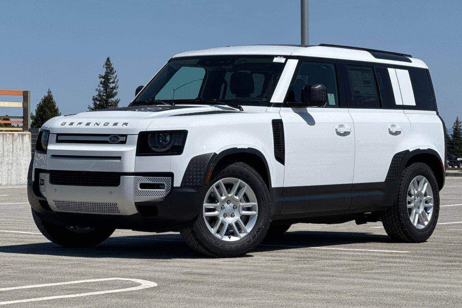 2025 Land Rover Defender S