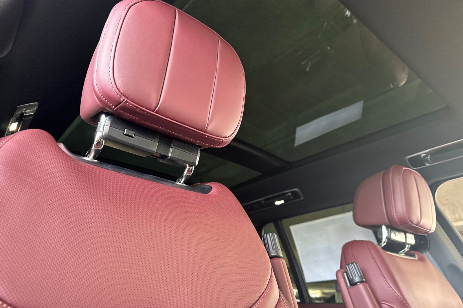 2025 Land Rover Range Rover SE - Photo 15