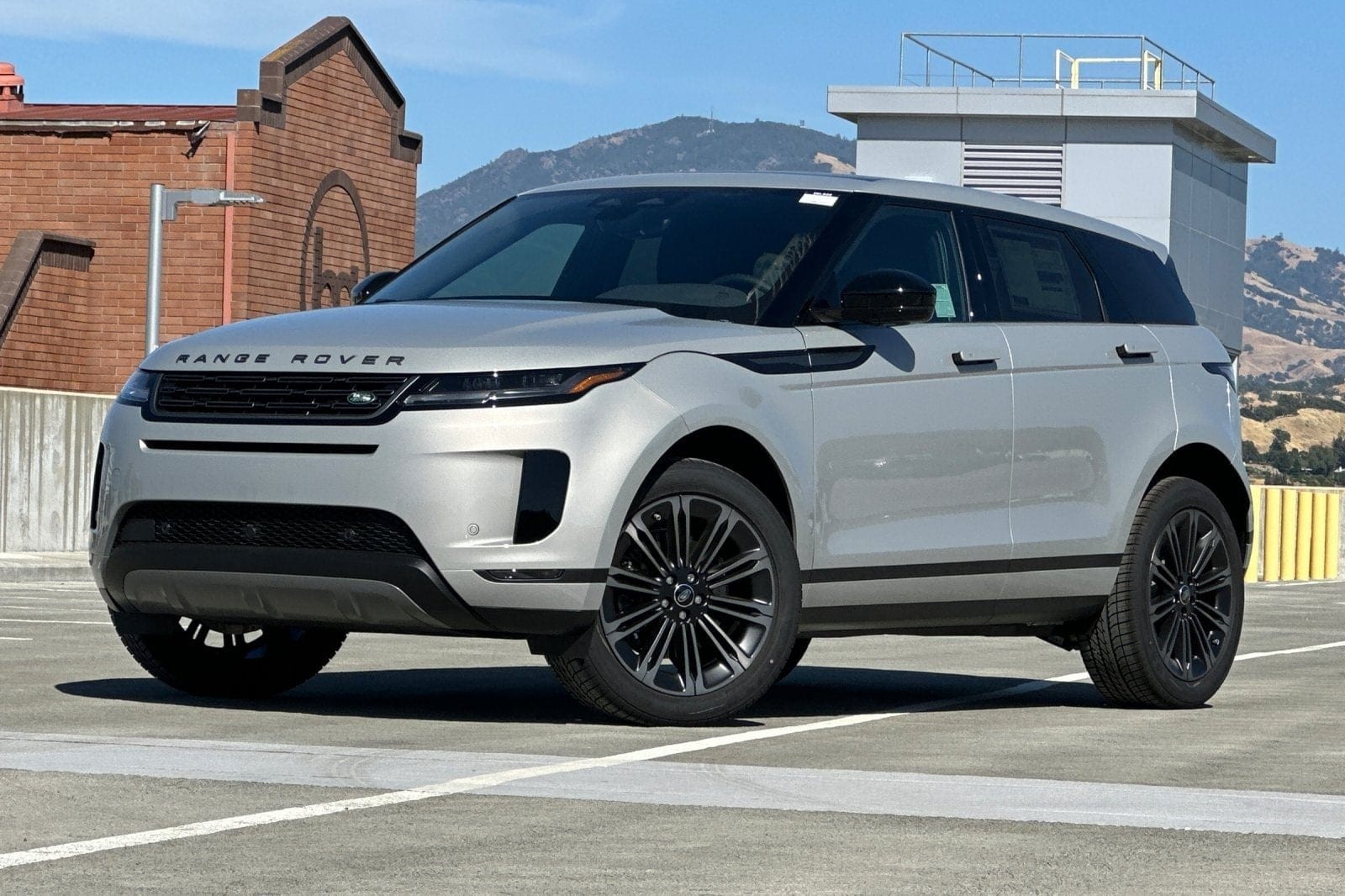 2026 Land Rover Range Rover Evoque S