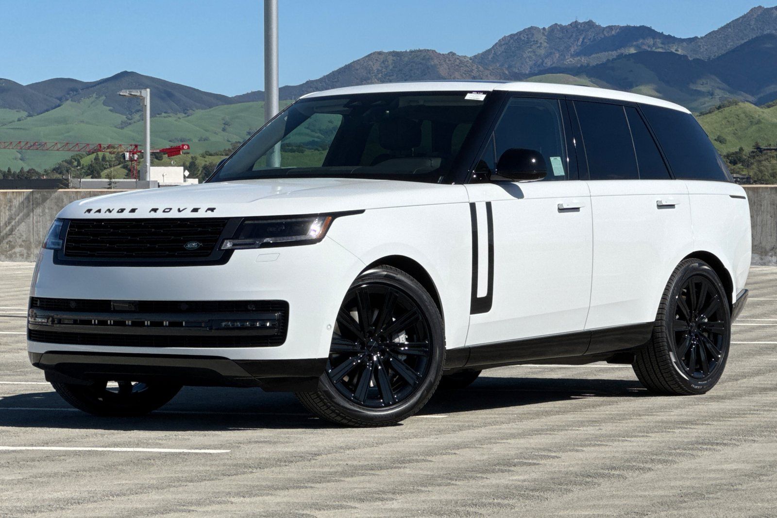 2026 Land Rover Range Rover 4.4 SE SWB's photo
