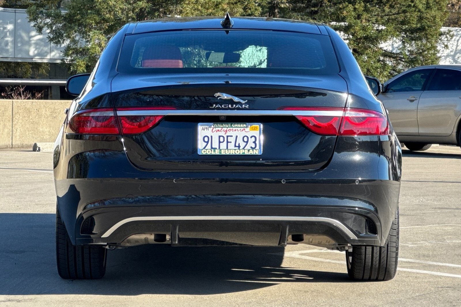 2024 Jaguar XF R-Dynamic SE photo 4