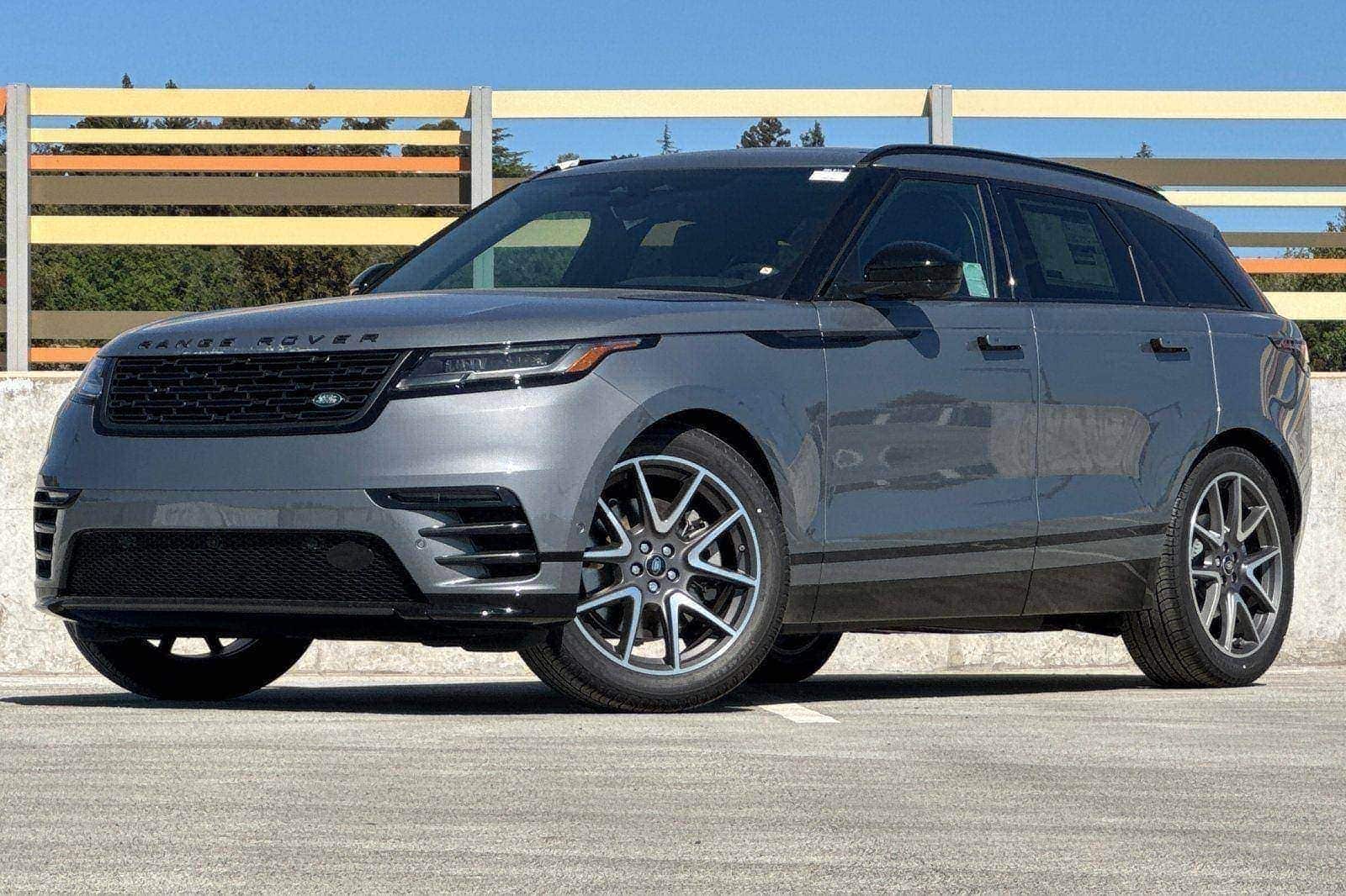 2026 Land Rover Range Rover Velar Dynamic SE