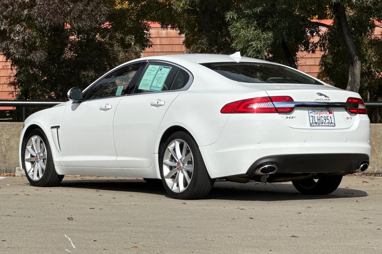 2015 Jaguar XF 3.0 photo 3