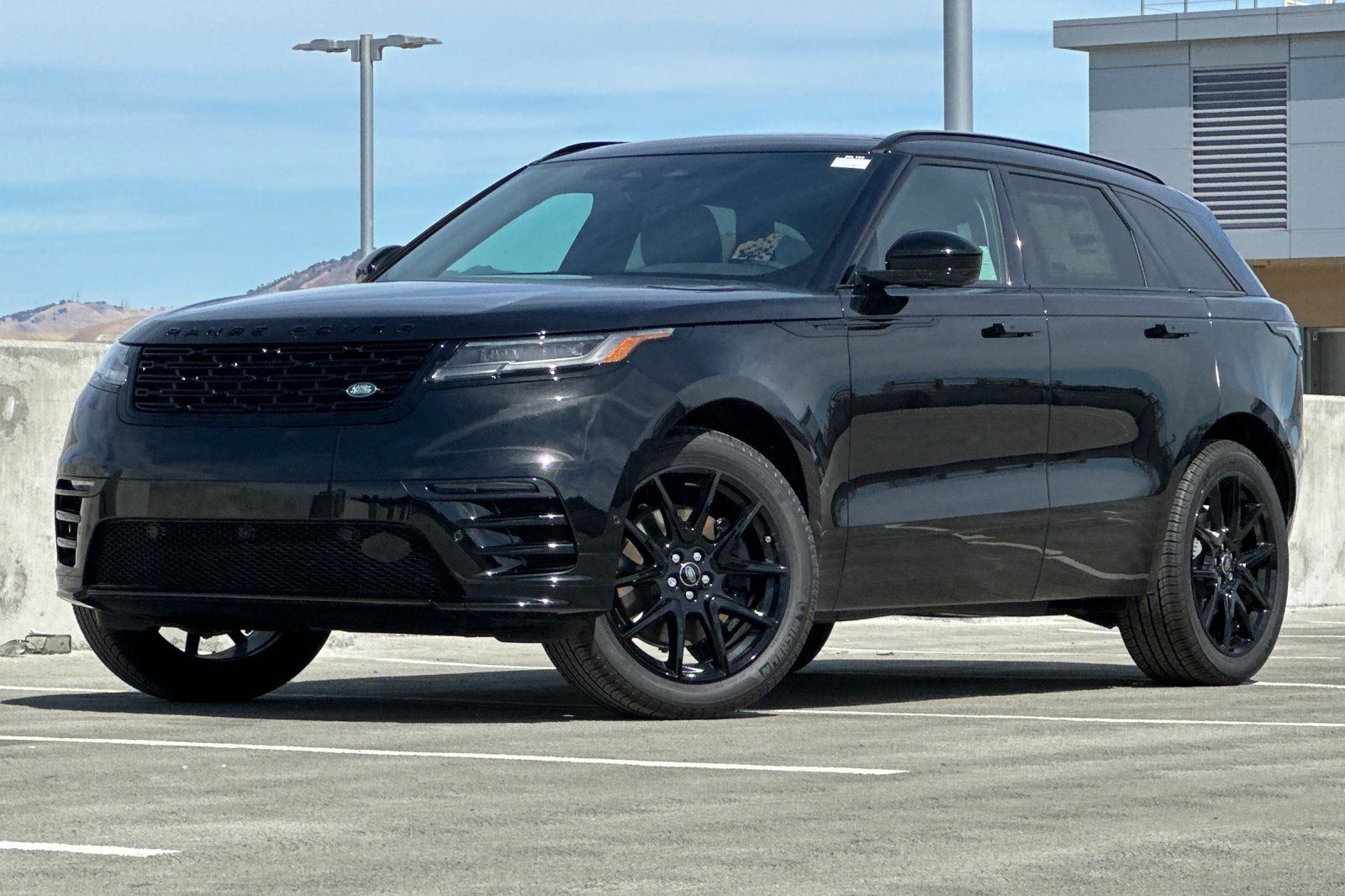 2026 Land Rover Range Rover Velar