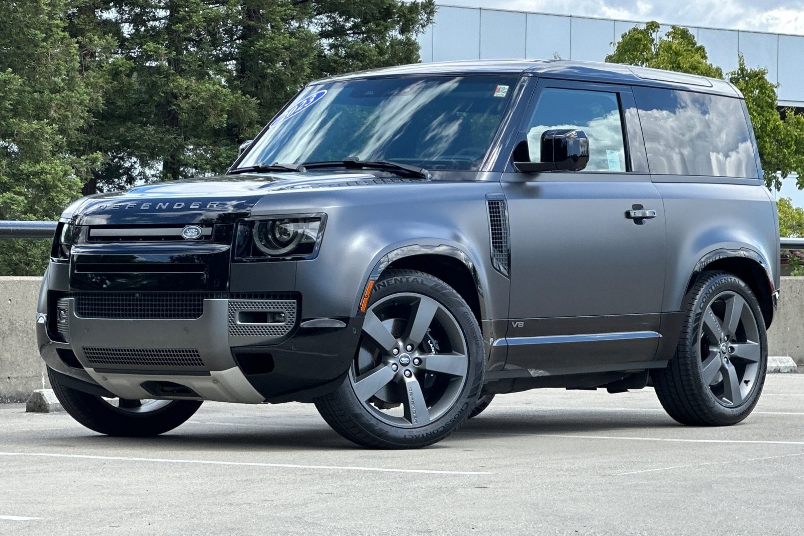 2023 Land Rover Defender Carpathian Edition