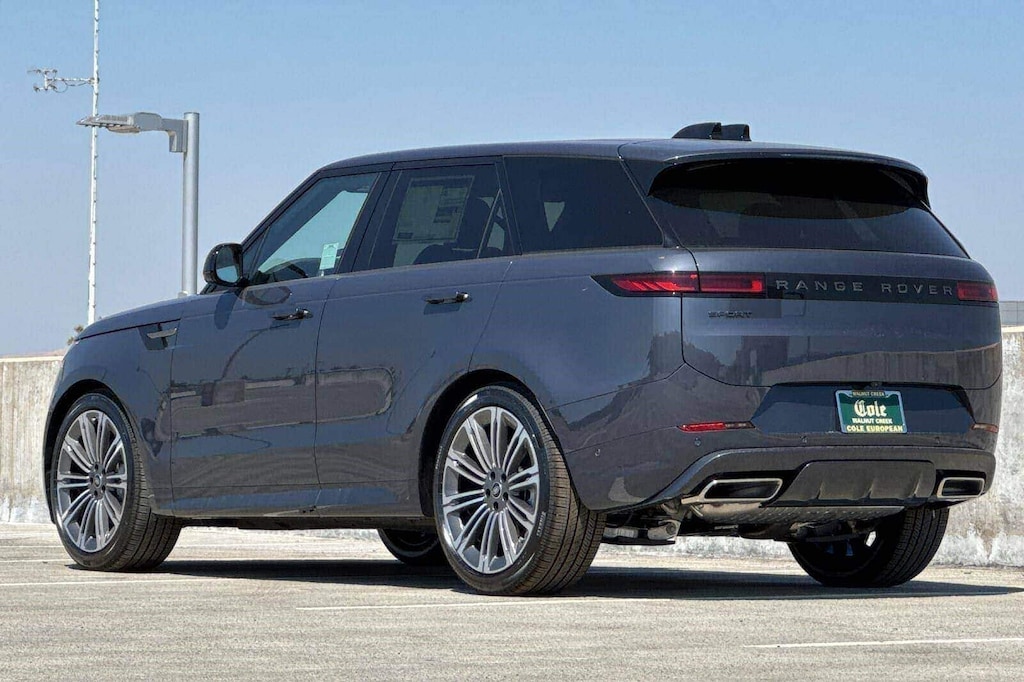 New 2025 Land Rover Range Rover Sport Dynamic SE SUV