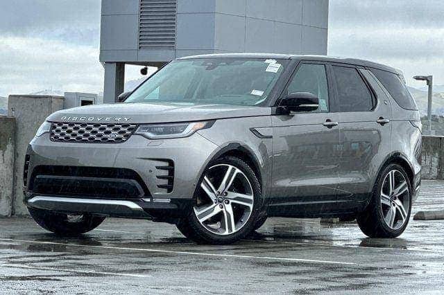 2025 Land Rover Discovery Special Edition's photo