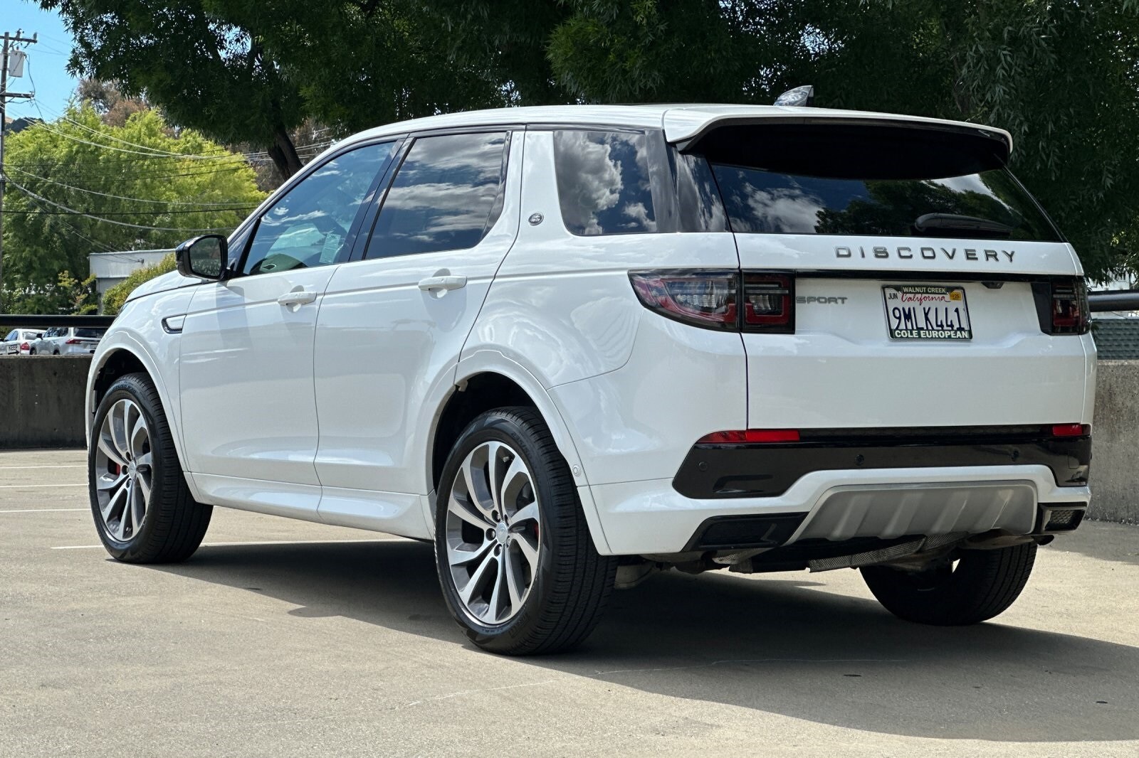 2024 Land Rover Discovery Sport S photo 3