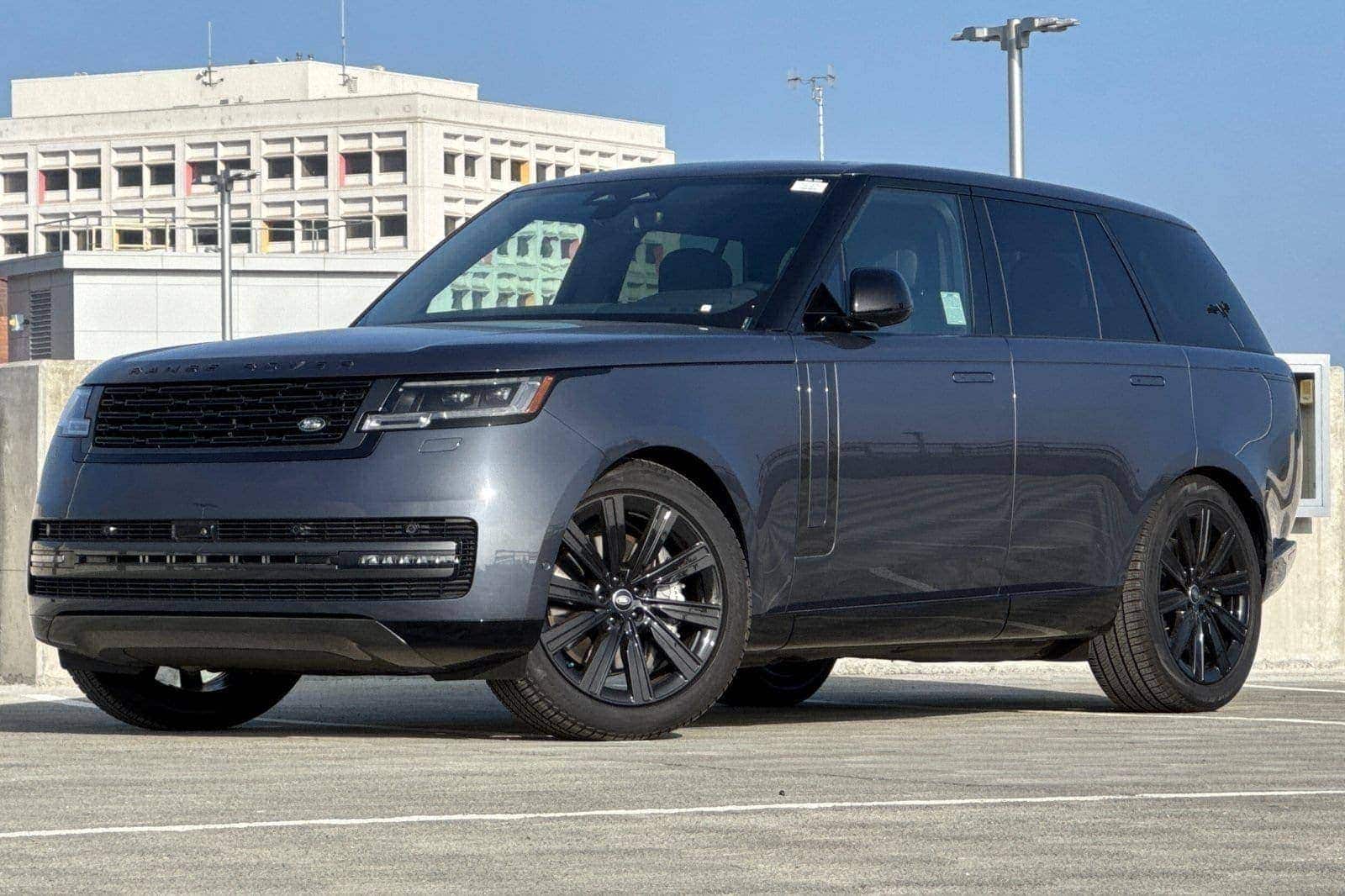 2025 Land Rover Range Rover SE's photo