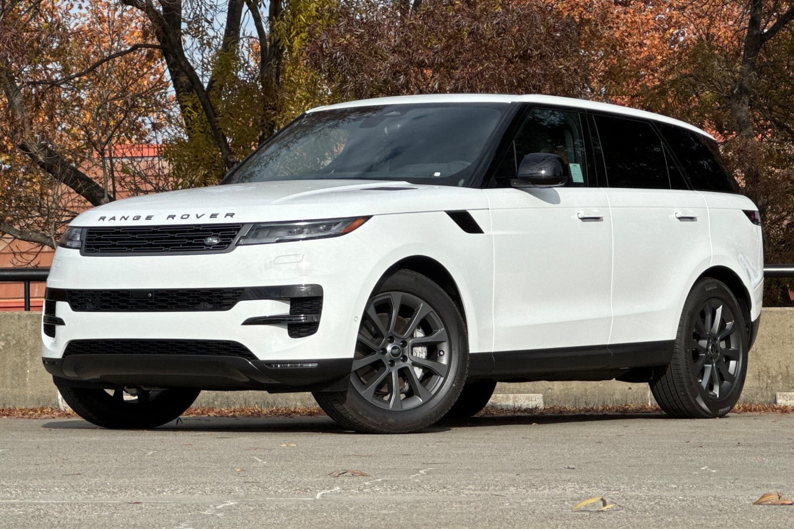 2025 Land Rover Range Rover Sport S's photo