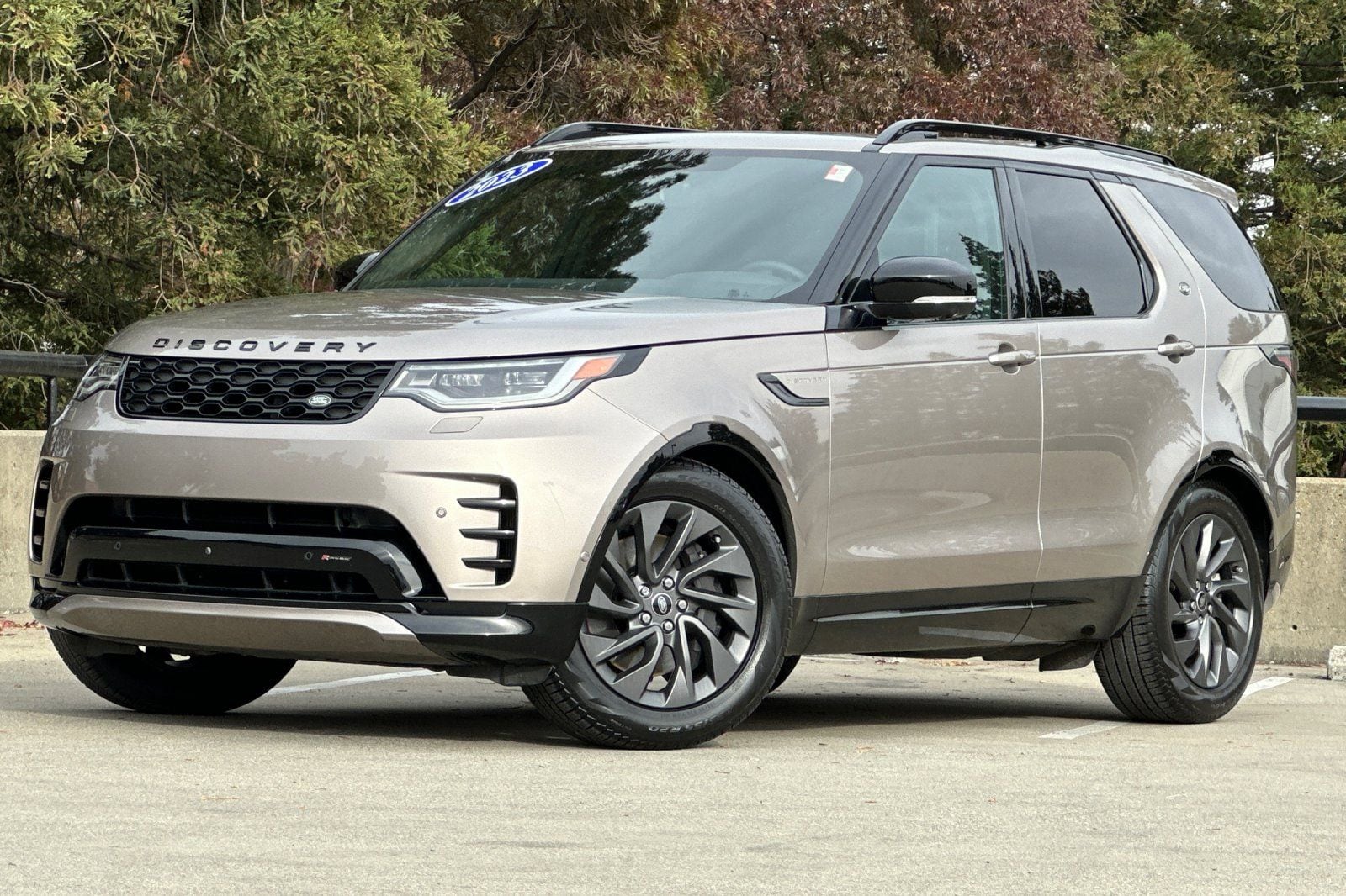 2023 Land Rover Discovery S R Dynamic