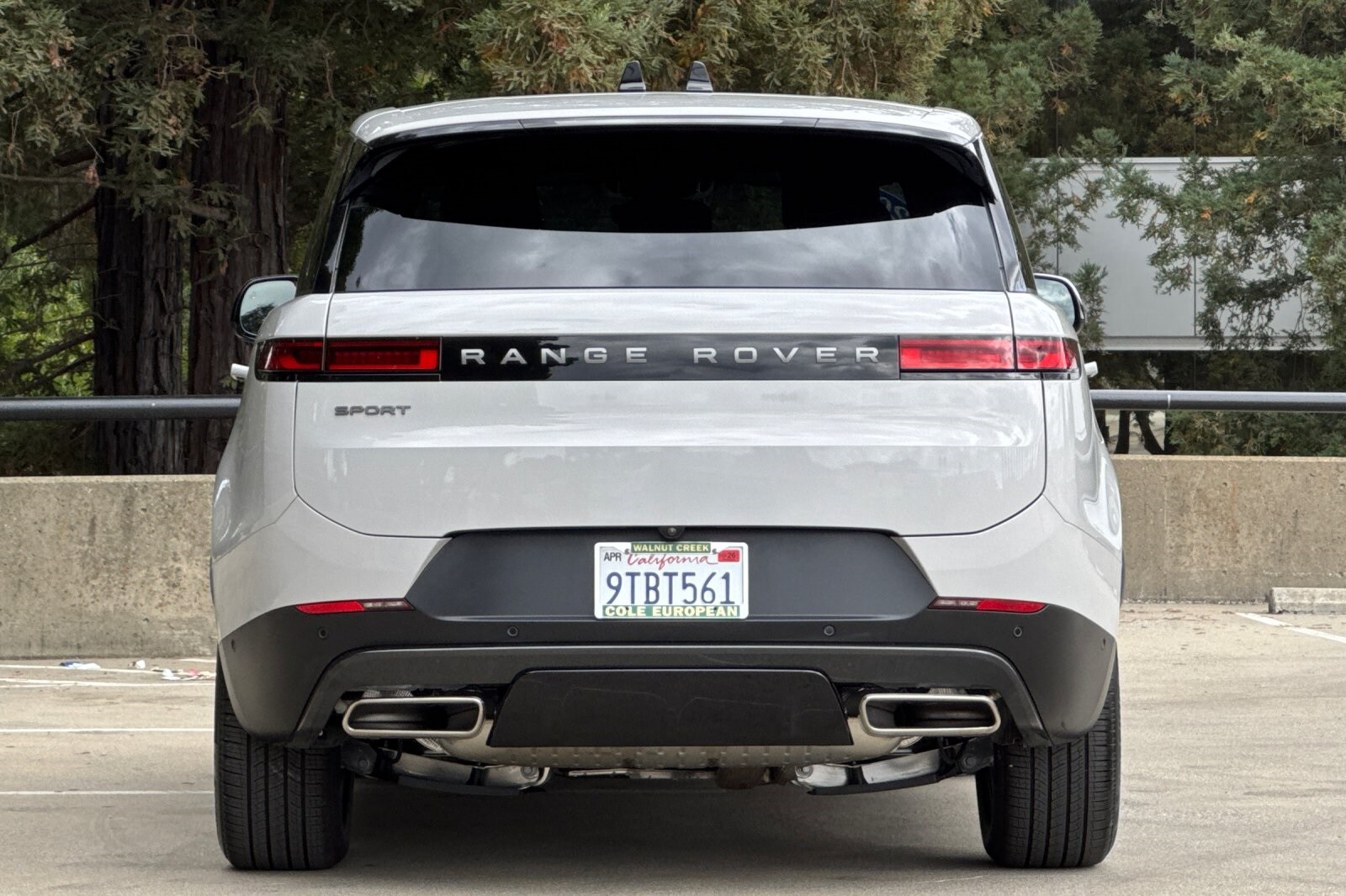 2025 Land Rover Range Rover Sport P360 S photo 4