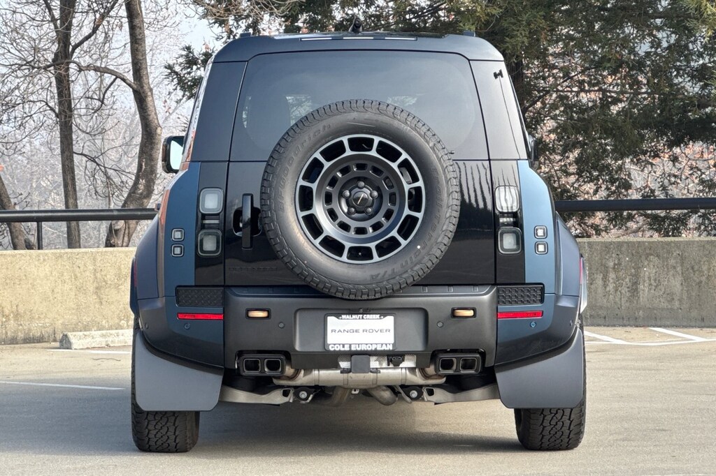 New 2026 Land Rover Defender 110 Octa SUV