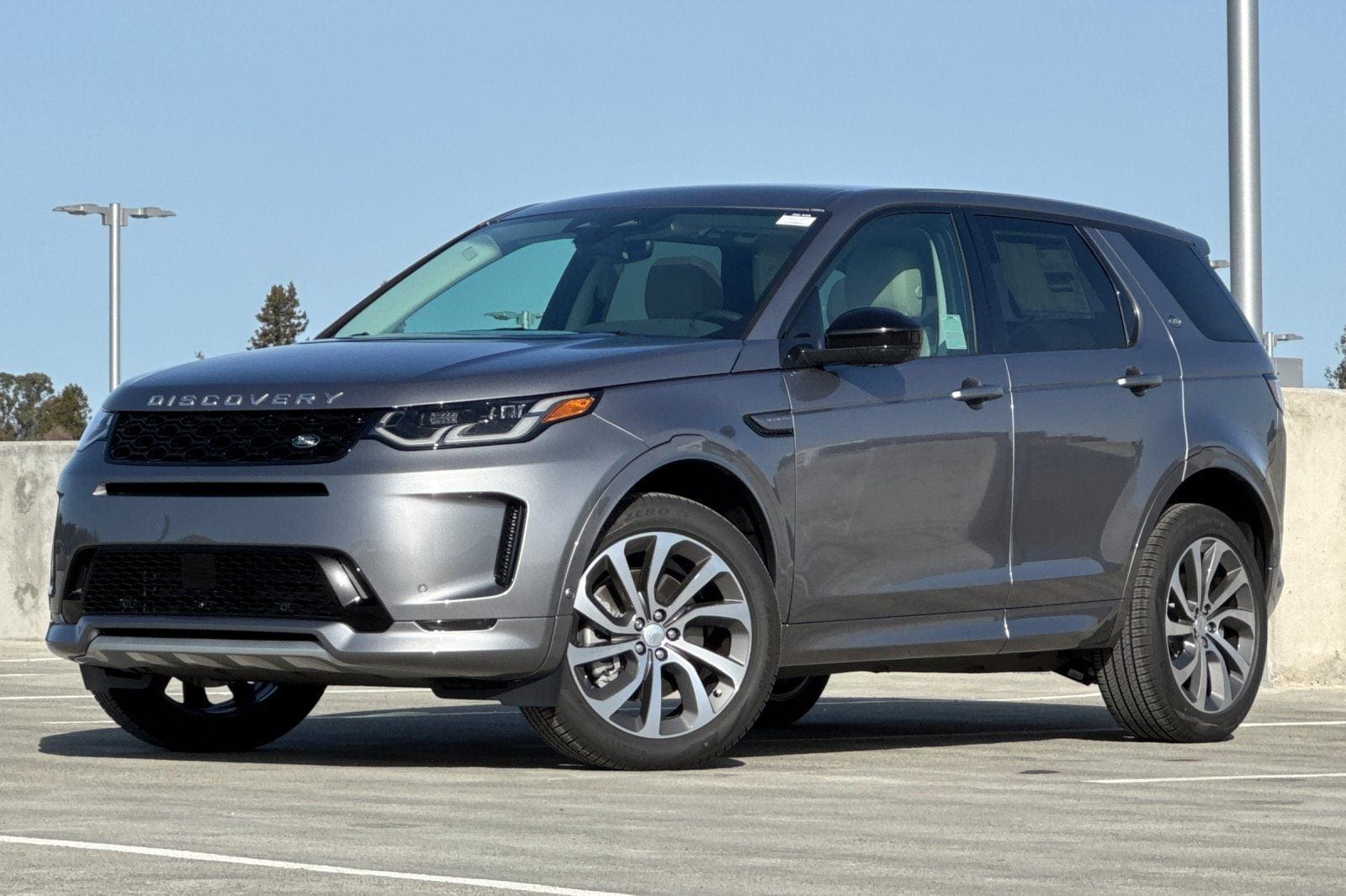 2025 Land Rover Discovery Sport S