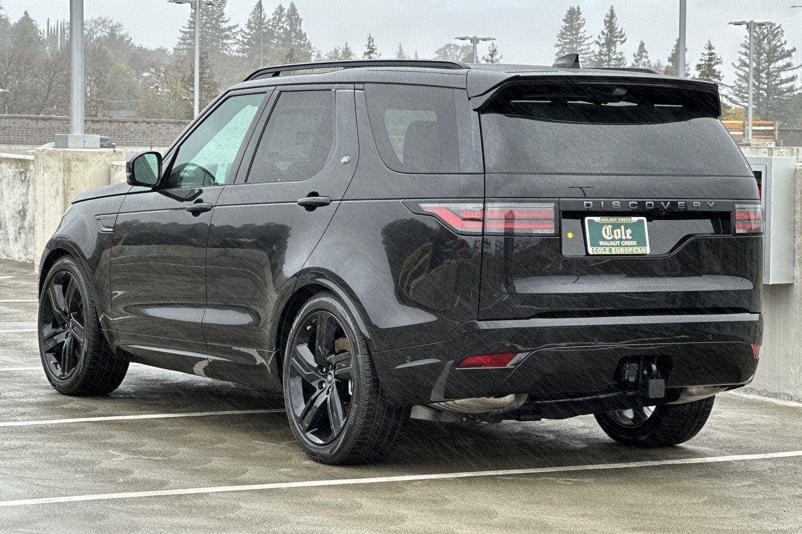 2025 Land Rover Discovery SE photo 3