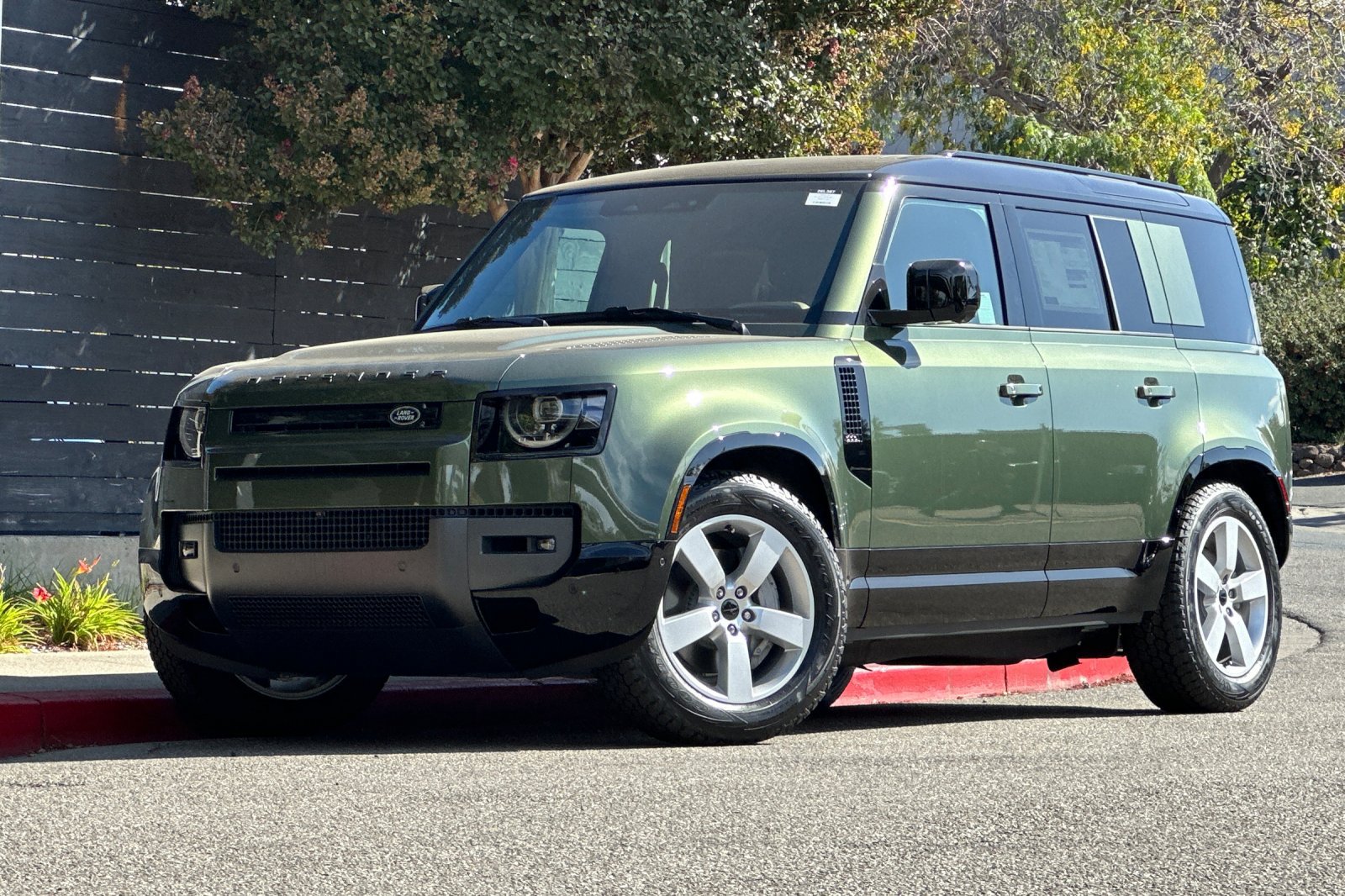2026 Land Rover Defender