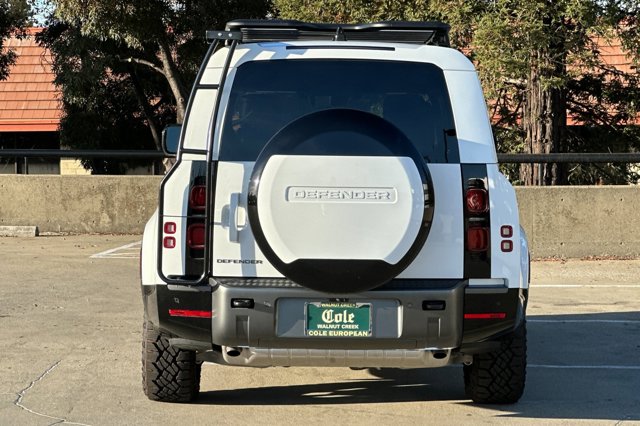 2024 Land Rover Defender 130 Outbound photo 4