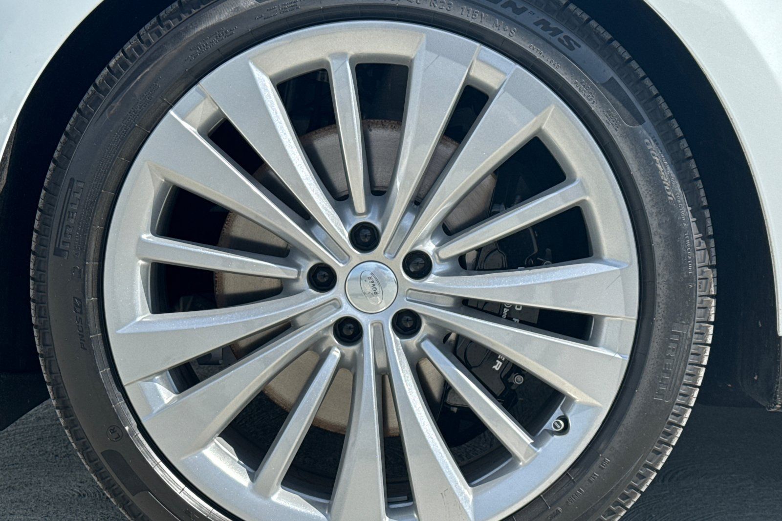 2025 Land Rover Range Rover SE - Photo 24