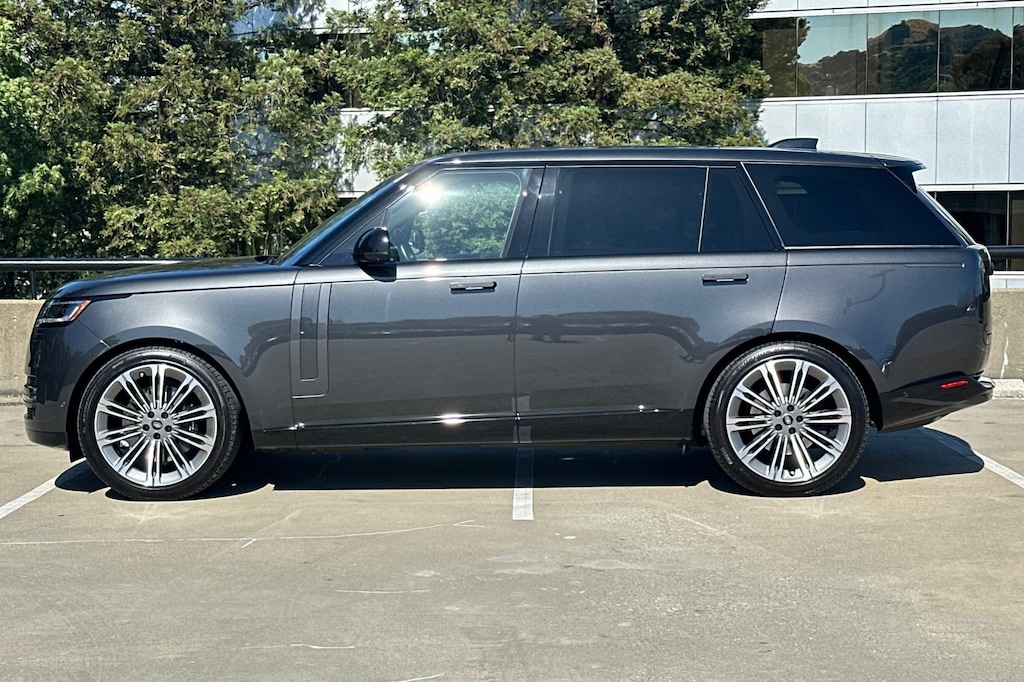 Certified 2025 Land Rover Range Rover SE SUV
