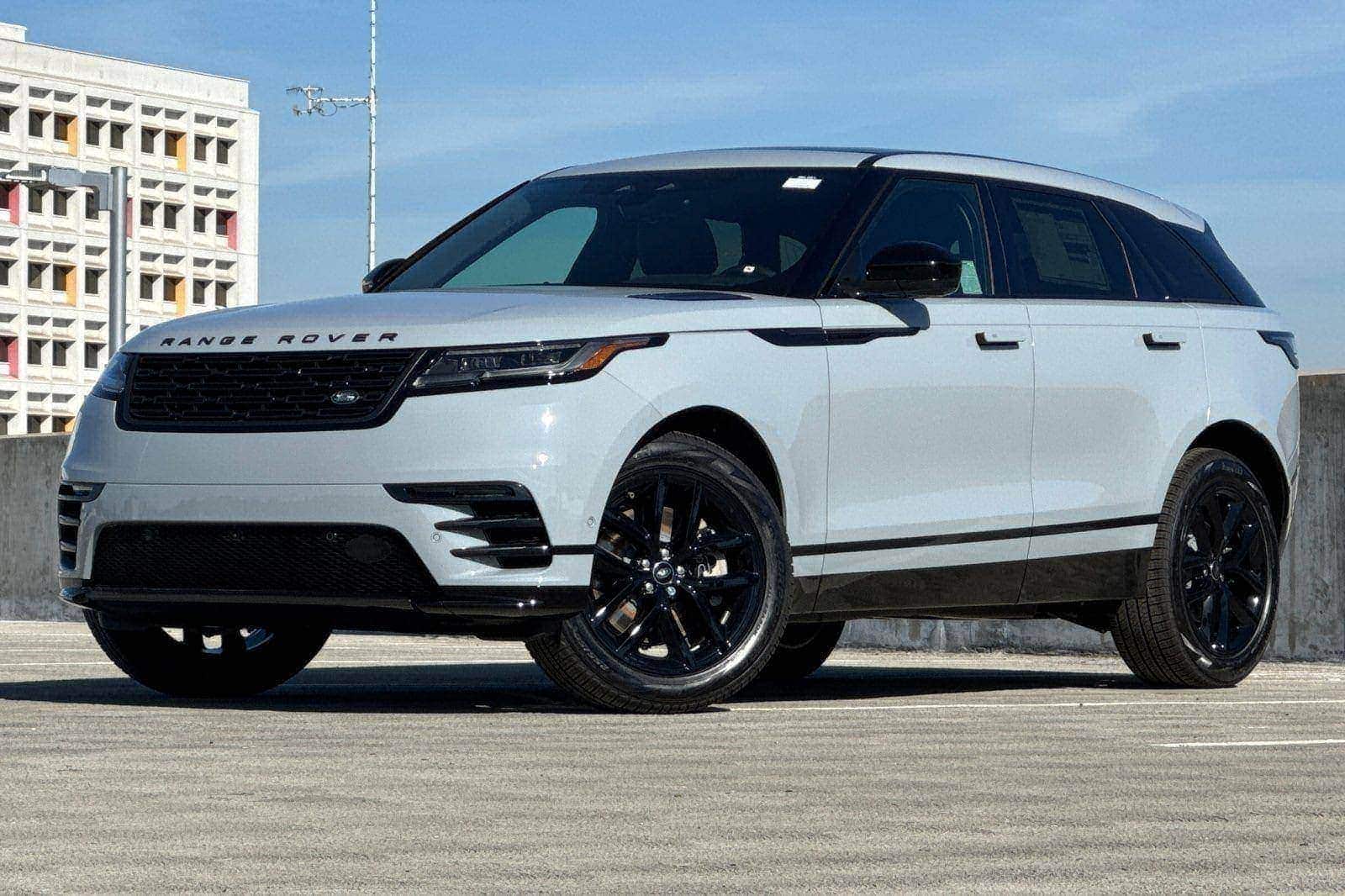 2026 Land Rover Range Rover Velar Dynamic SE's photo