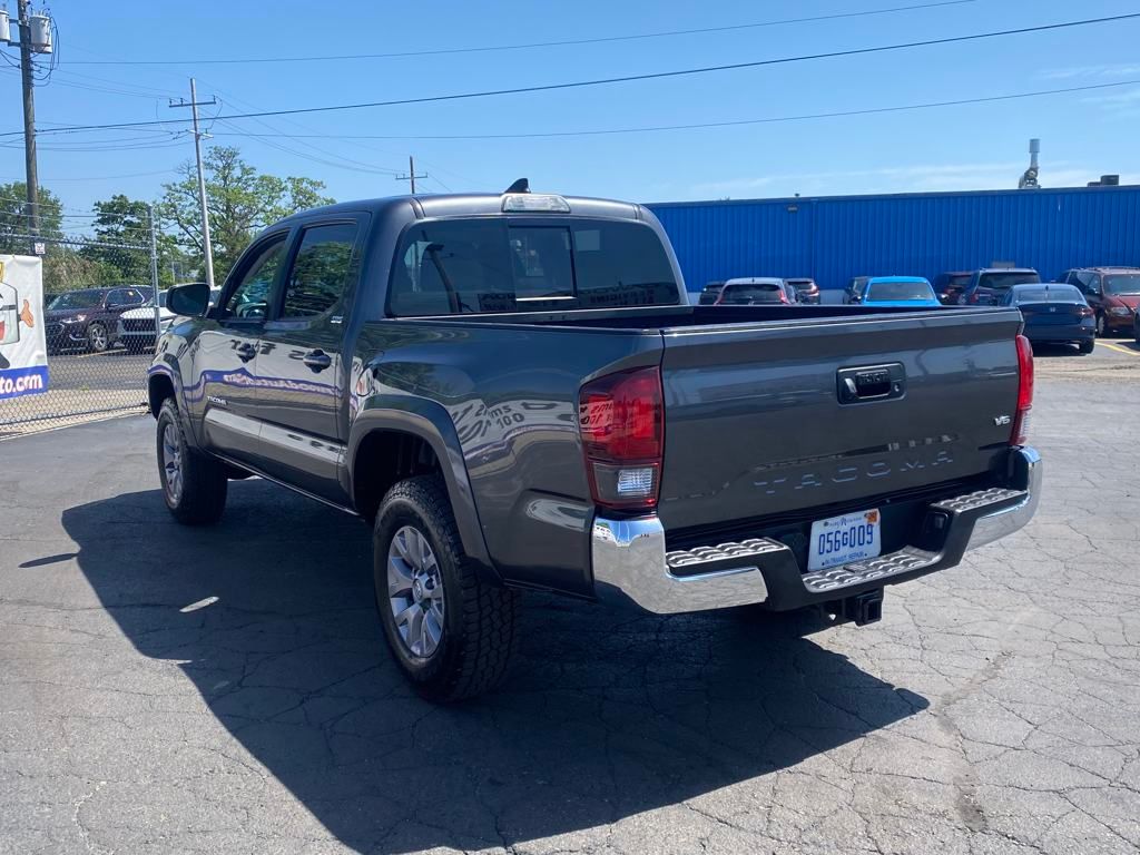 Used 2019 Toyota Tacoma SR5 with VIN 3TMAZ5CN9KM108499 for sale in Port Huron, MI
