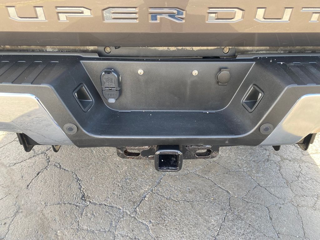 2017 Ford F-250 XLT photo 4