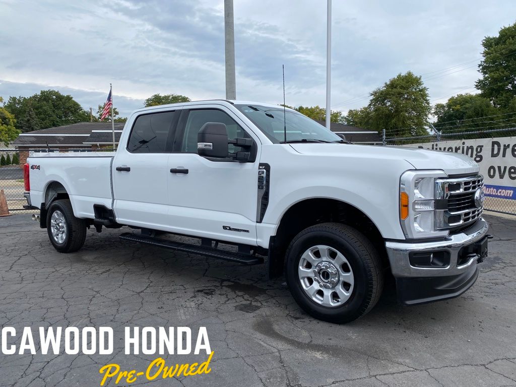 2023 Ford F-250 Super Duty XLT's photo