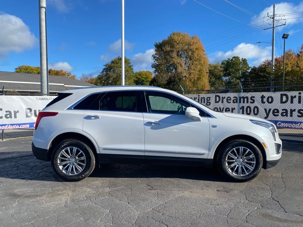 Used 2017 CADILLAC XT5 Luxury SUV