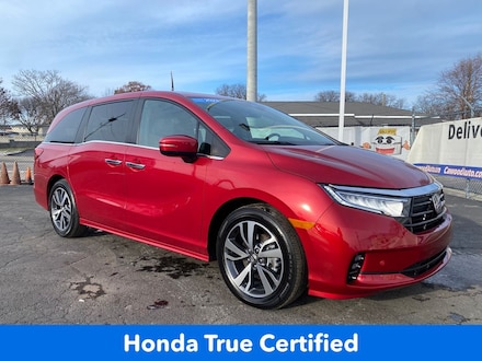 Featured Used 2023 Honda Odyssey Touring Minivan/Van for sale in Port Huron, MI