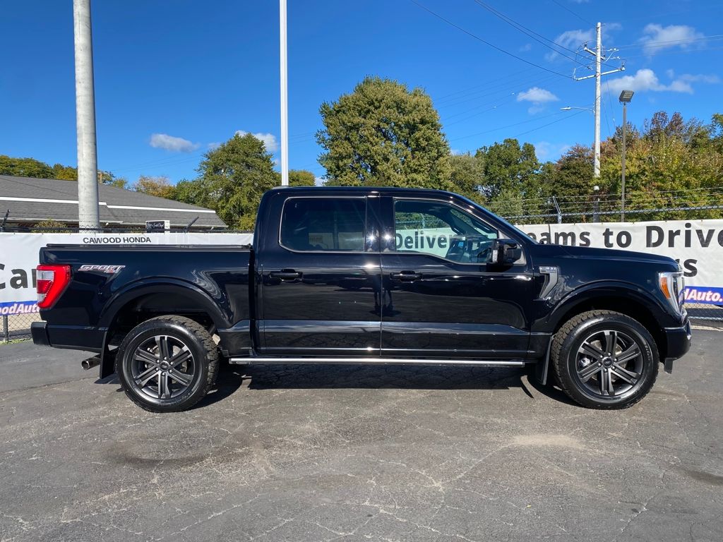 2022 Ford F-150 Lariat photo 2