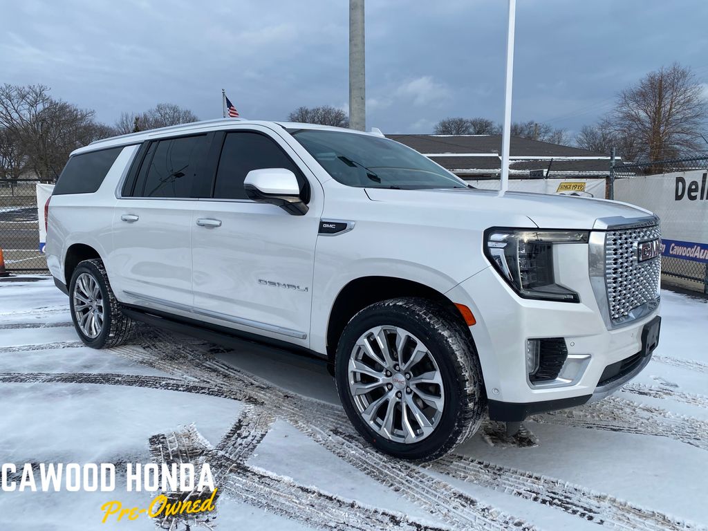 2024 GMC Yukon XL Denali's photo