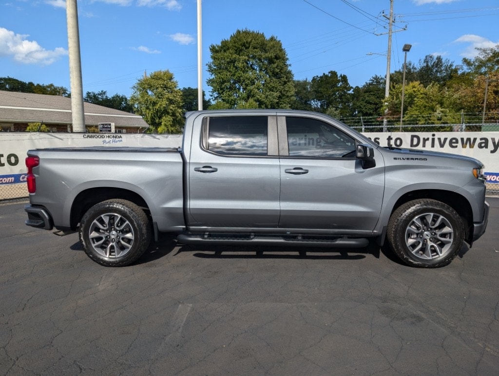 Used 2021 Chevrolet Silverado 1500 RST with VIN 3GCUYEET0MG199918 for sale in Port Huron, MI