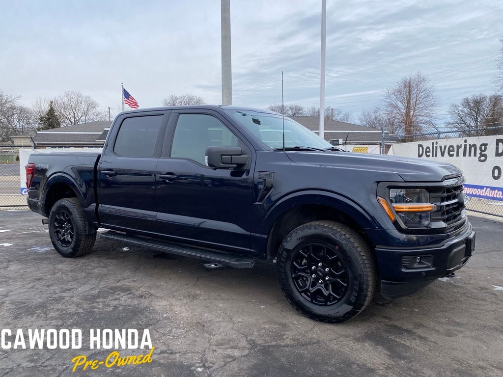 2024 Ford F-150 XLT's photo