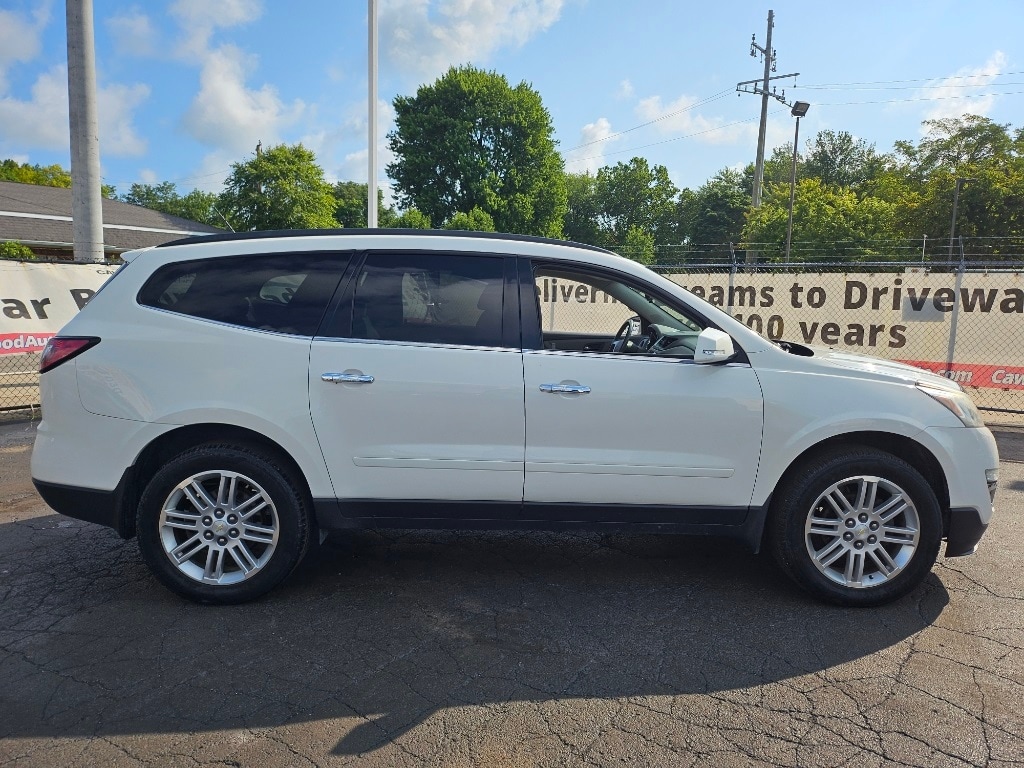 Used 2014 Chevrolet Traverse 1LT with VIN 1GNKRGKDXEJ339929 for sale in Port Huron, MI