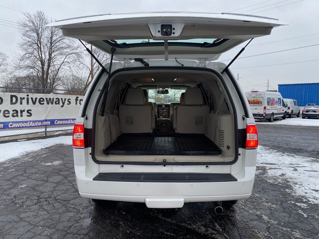 Used 2014 Lincoln Navigator Base SUV