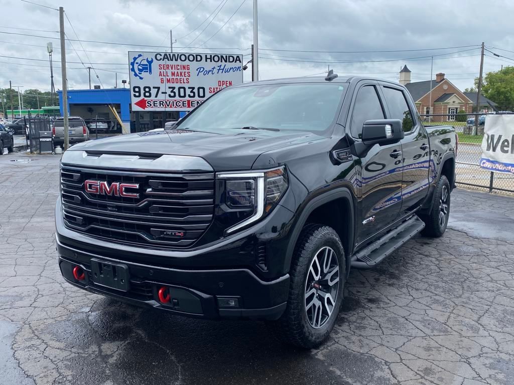 Used 2024 GMC Sierra 1500 AT4 with VIN 1GTUUEE81RZ176209 for sale in Port Huron, MI