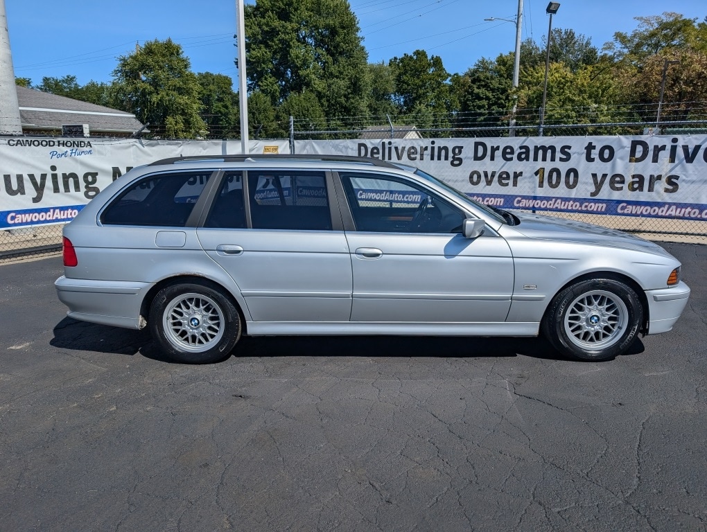 Used 2002 BMW 5 Series 525i with VIN WBADS434X2GE10557 for sale in Port Huron, MI