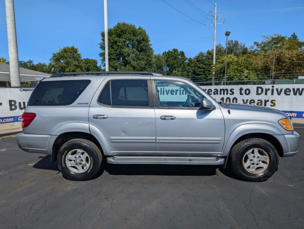 Used 2002 Toyota Sequoia Limited with VIN 5TDBT48A12S064715 for sale in Port Huron, MI