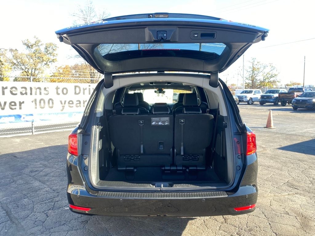 Certified 2023 Honda Odyssey Elite Minivan/Van