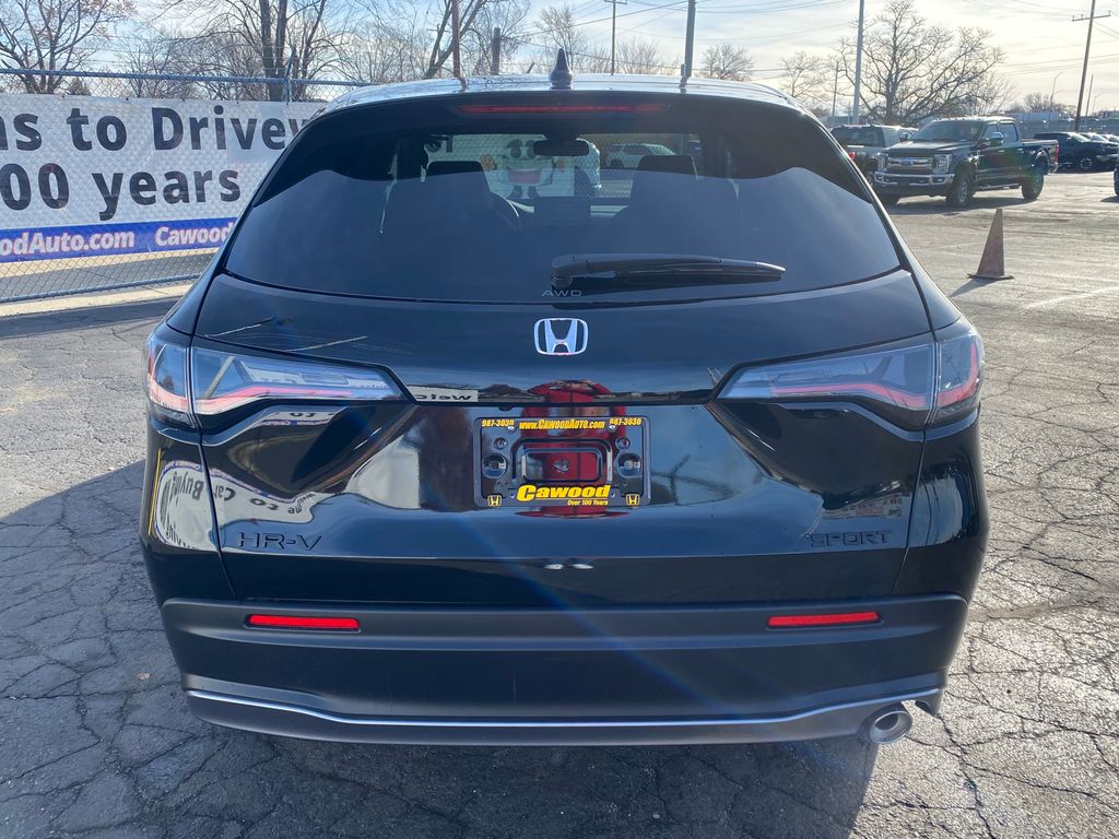 2026 Honda HR-V Sport photo 4