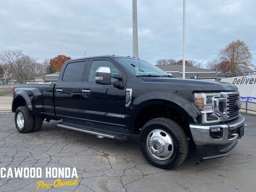 2020 Ford F-350 Super Duty Lariat's photo