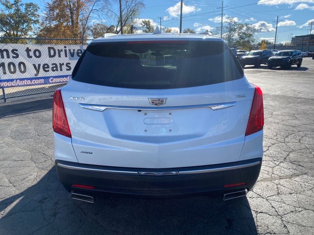 Used 2017 CADILLAC XT5 Luxury SUV