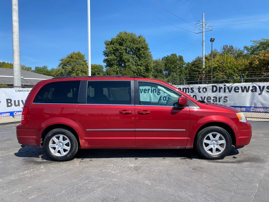 Used 2010 Chrysler Town & Country Touring with VIN 2A4RR5D17AR108548 for sale in Port Huron, MI