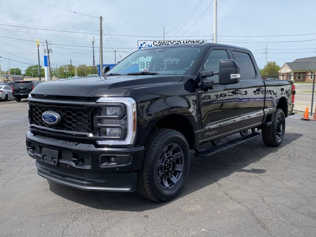 Used 2024 Ford F-350 Super Duty Lariat with VIN 1FT8W3BT6REE77669 for sale in Port Huron, MI